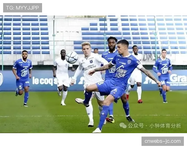 里尔1-0小胜克莱蒙，连续五场零封对手